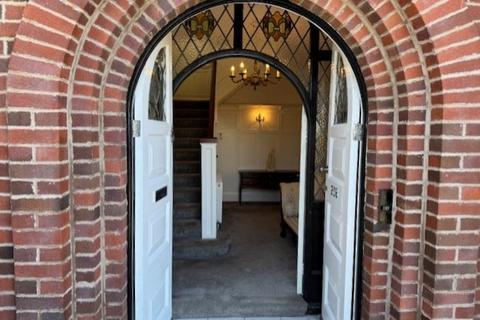 5 bedroom detached house for sale, Queens Promenade, Bispham FY2