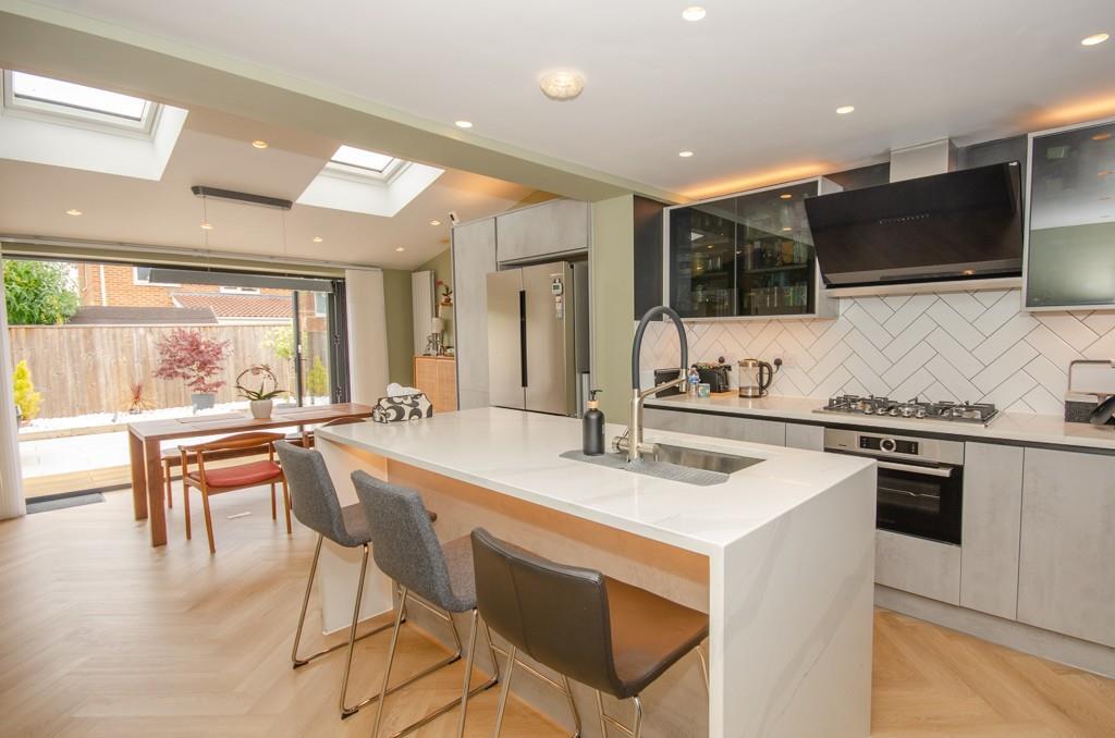 Kitchen-dining-family room pic 2.jpg