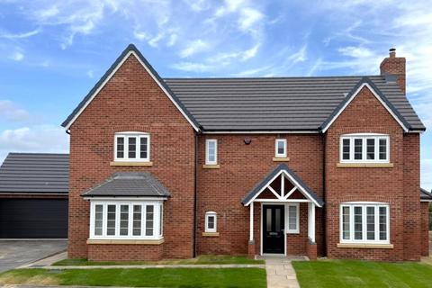 4 bedroom detached house for sale, Kettlemere Close, Ellesmere.