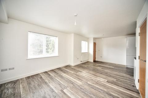 undefined, Alice Court, Ridgway Road, Luton, Bedfordshire, LU2