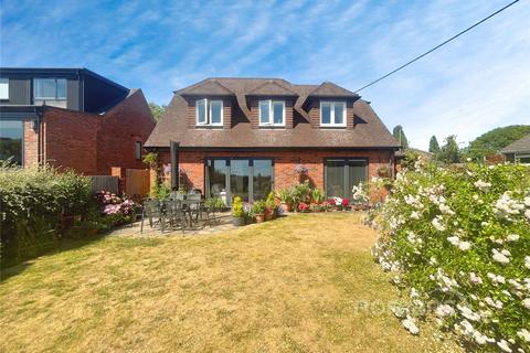 2 Spring Lane, Farnham, GU9 0JD