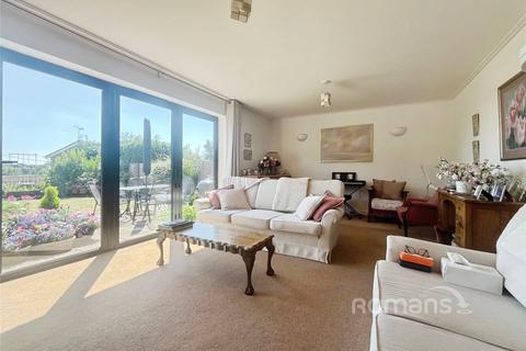 2 Spring Lane, Farnham, GU9 0JD