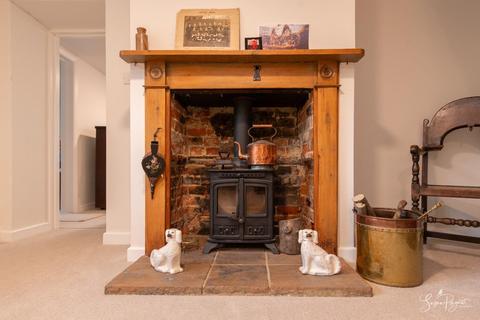 6 bedroom detached house for sale, Kemming Road, Whitwell