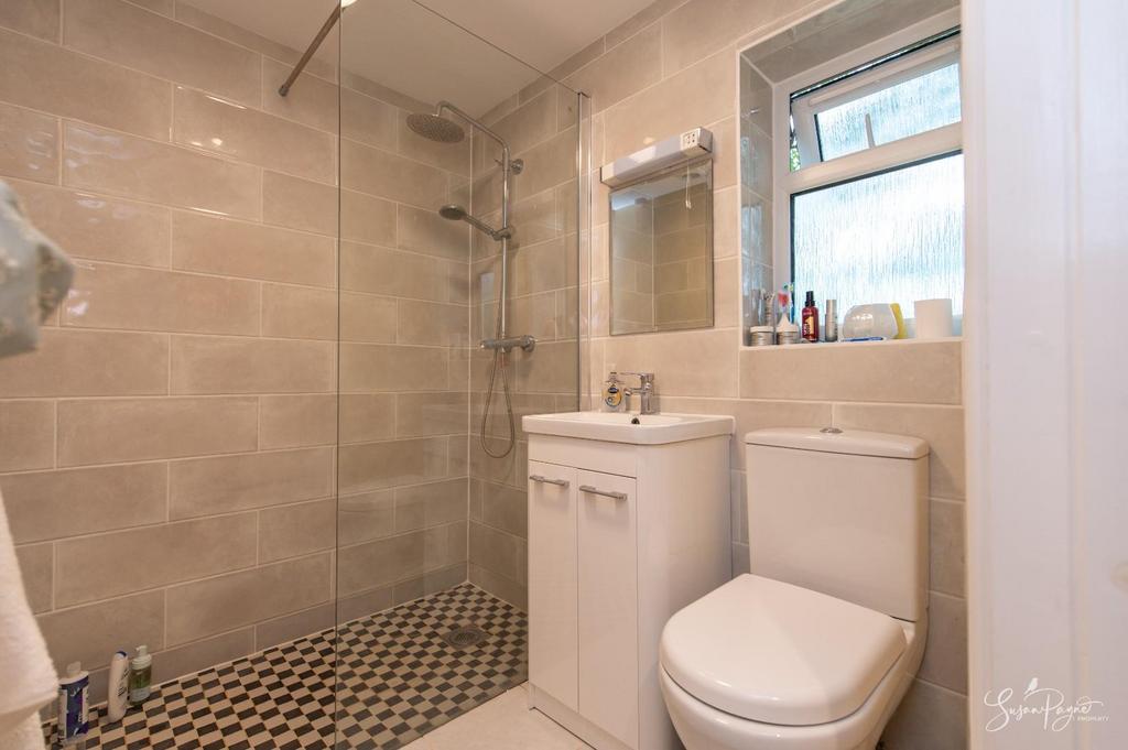 Annex Shower Room