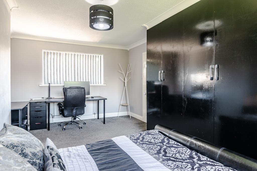 Bedroom1b