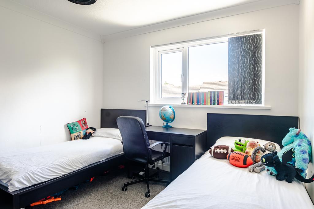 Bedroom2a
