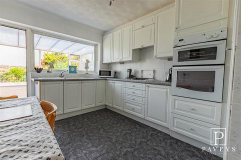 3 bedroom detached bungalow for sale, Orchard Drive, Great Holland, Frinton-On-Sea