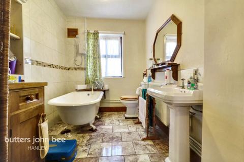 3 bedroom detached house for sale, Jacqueline Street, Tunstall, Stoke-On-Trent ST6 5JA