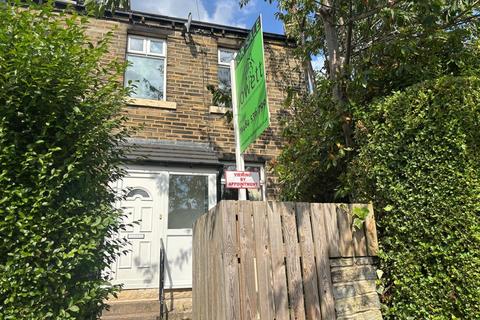 2 bedroom end of terrace house for sale - Almondbury Bank, Huddersfield