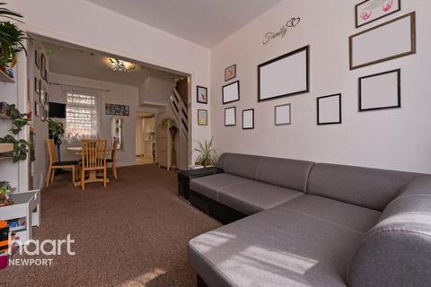 3 bedroom terraced house for sale, Henson Street, Newport