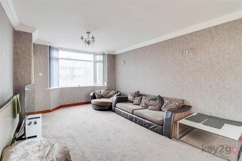29 Basford Drive, Sheffield, S9 5BE