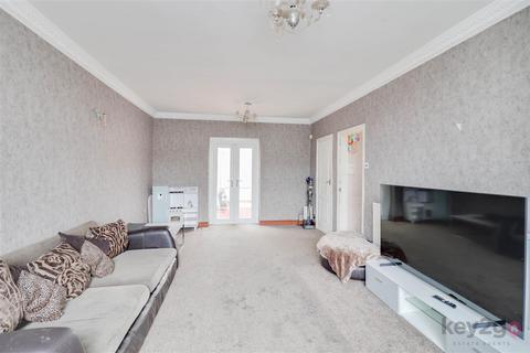 29 Basford Drive, Sheffield, S9 5BE