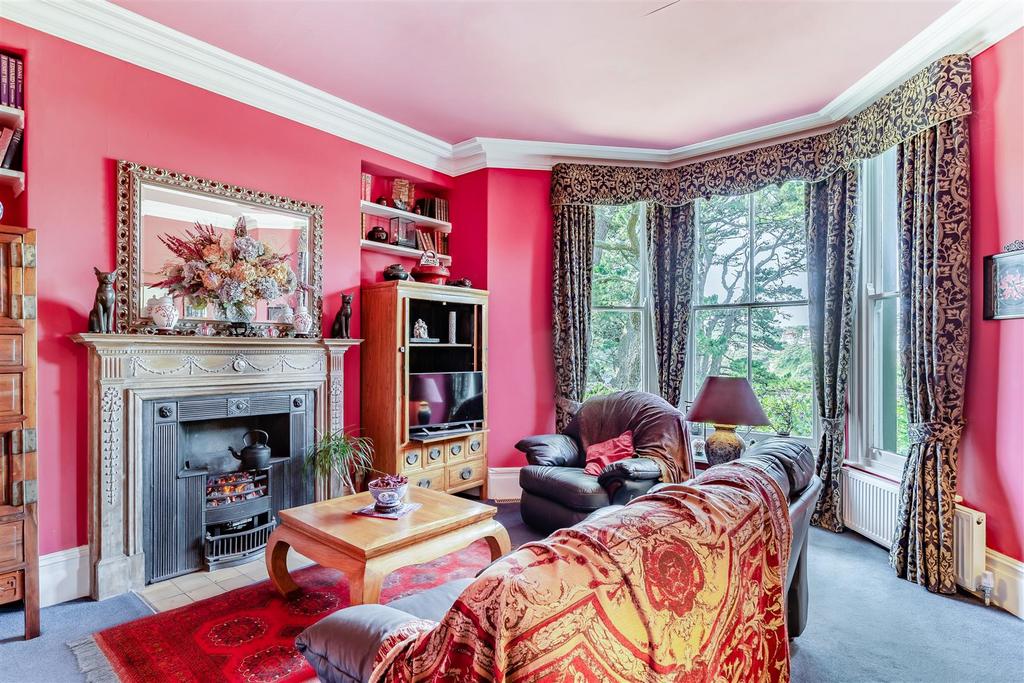 8653379-interior11.jpg