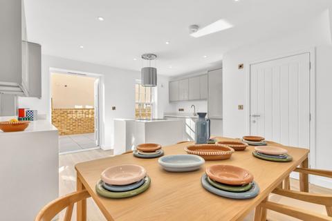 undefined, Fort Road, Margate, CT9