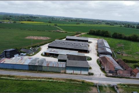 Farm to rent, Fen Road, Halton Holegate, Spilsby