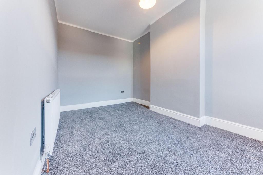 Bedroom 2.3.jpg
