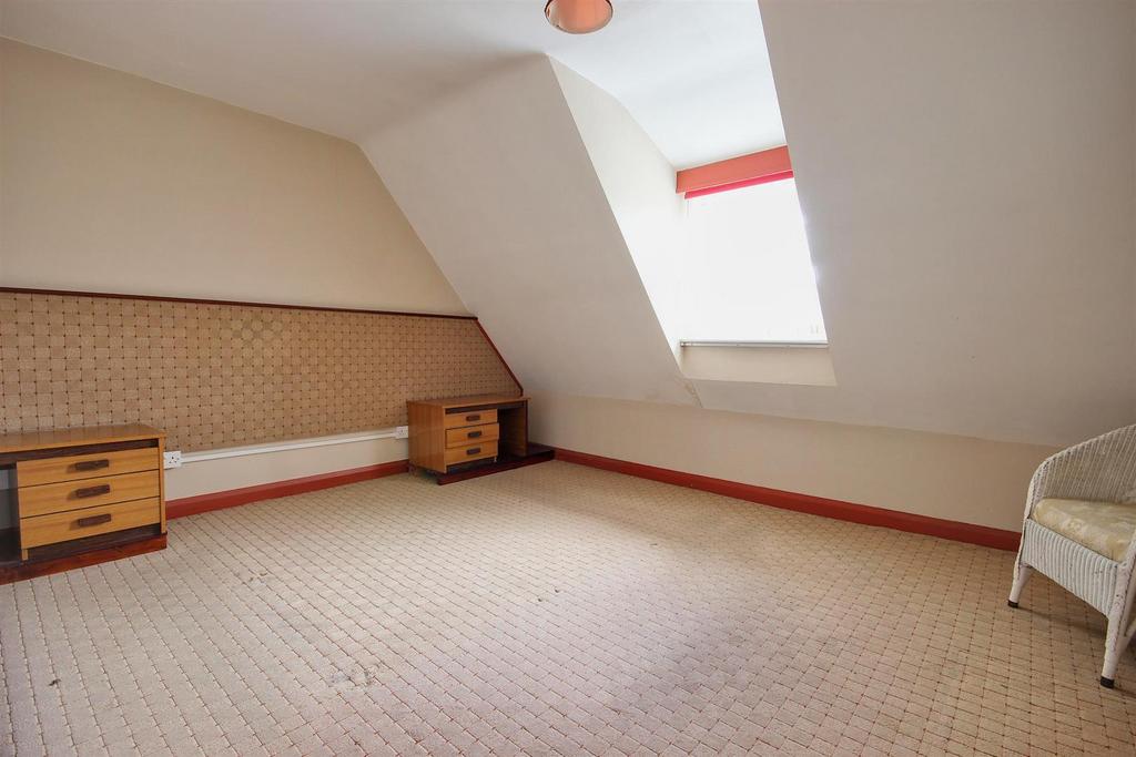 Bedroom 1 (front)
