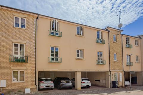 2 bedroom flat for sale, Sir Bernard Lovell Road, Malmesbury, SN16