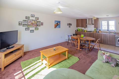 2 bedroom flat for sale, Sir Bernard Lovell Road, Malmesbury, SN16