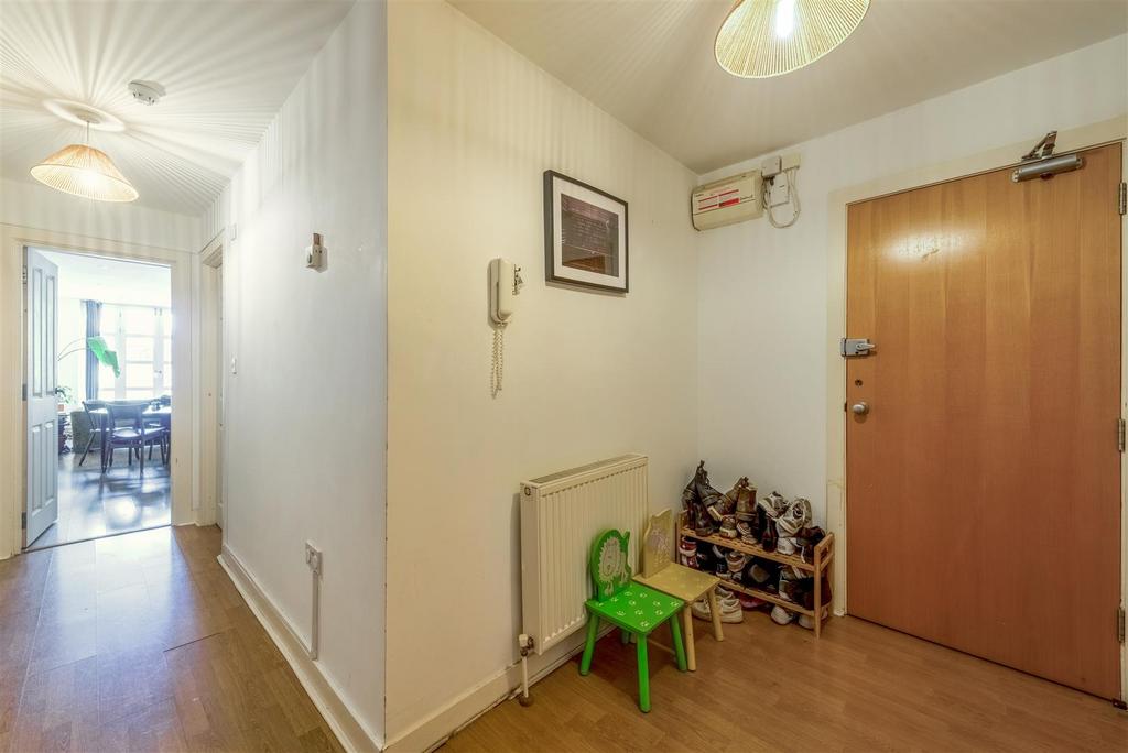 Flat 1, 3 Silwood Terrace20.jpg