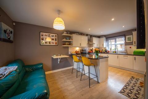 4 bedroom detached house for sale, Massey Close, Newton-Le-Willows, WA12