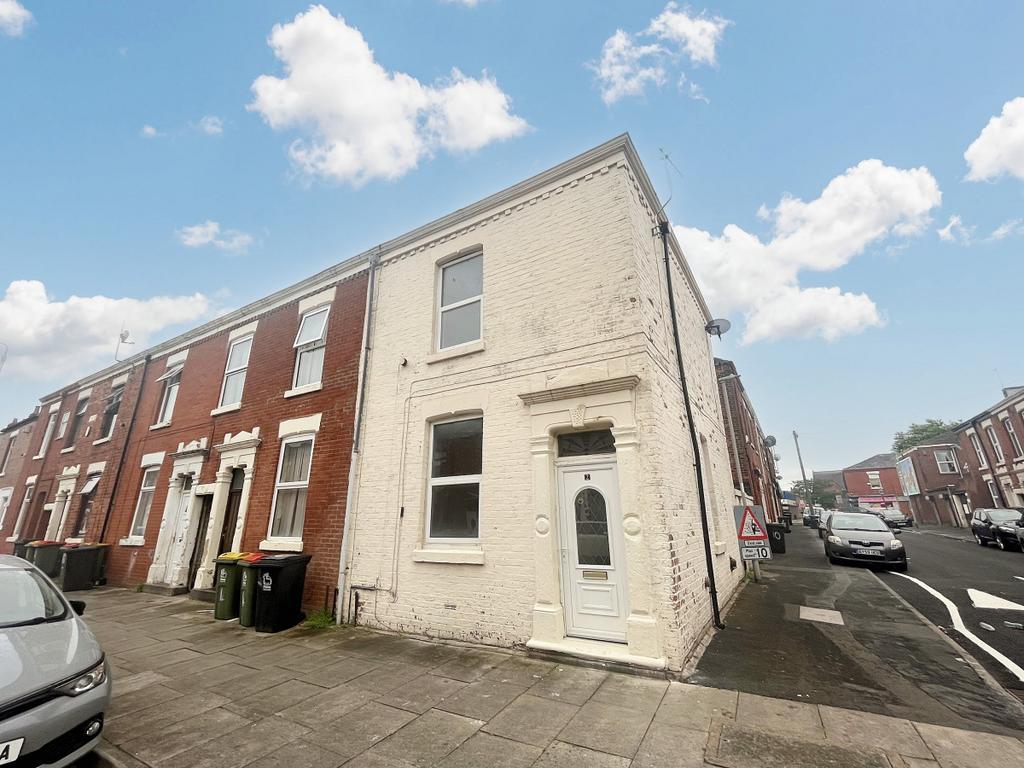 2 Raikes Road