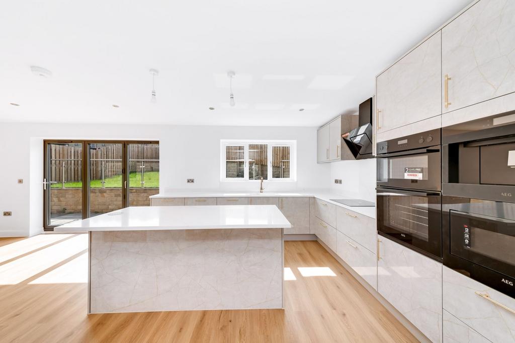 Living dining kitchen