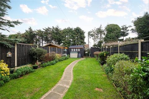 2 bedroom end of terrace house for sale, Lymington Road, Dagenham RM8
