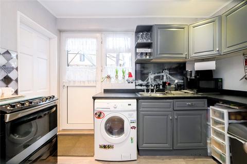 2 bedroom end of terrace house for sale, Lymington Road, Dagenham RM8