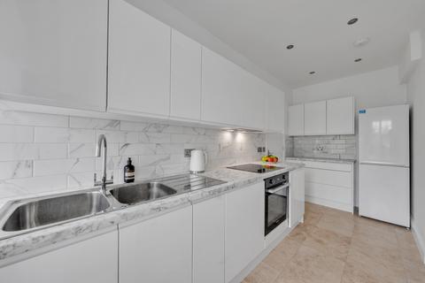 Flat 11, Belmont Court Finchley Road, London, NW11 6XS
