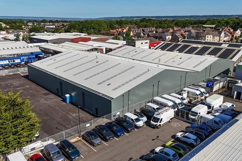 Industrial development to rent, Cuxton Rd Maidstone ME15 9YF