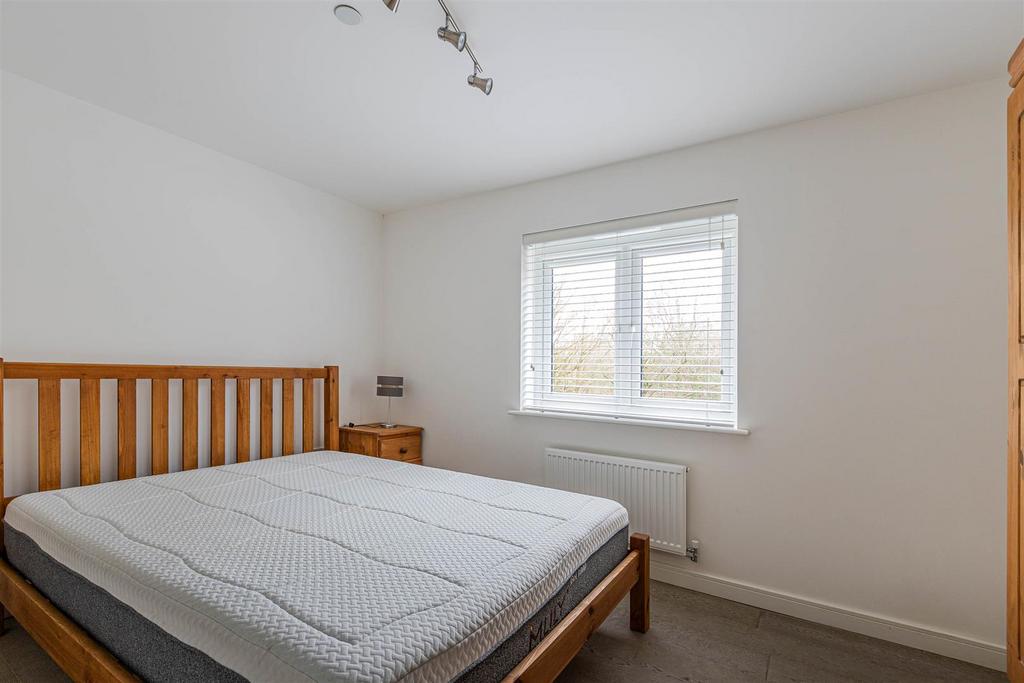 George Crescent 34-3.jpg