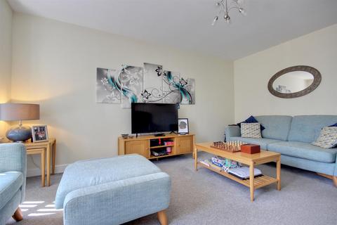 3 bedroom detached house for sale, Paradise Drive, Woodmansey, Beverley