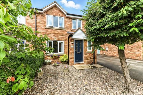24 Howard Drive, Ackworth, Pontefract, WF7 7RB