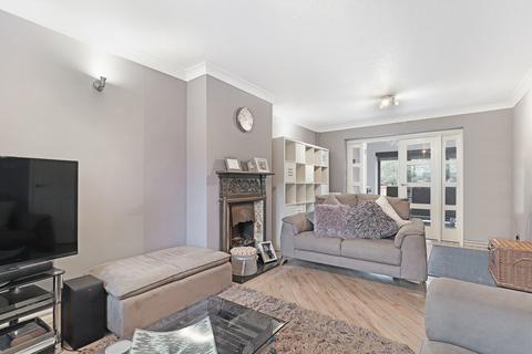 undefined, The Lindens, Essex IG10