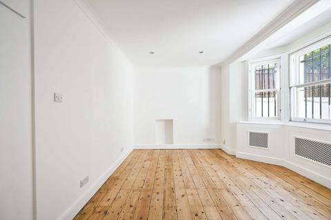 Finborough Road, Chelsea, London, SW10