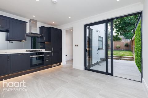 4 bedroom terraced house for sale, Mayfield Road, Walthamstow