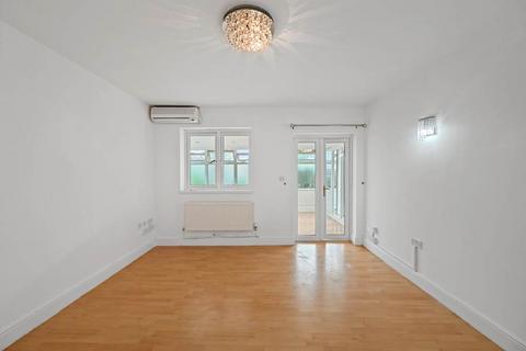 undefined, Hatfield Mews, Dagenham RM9