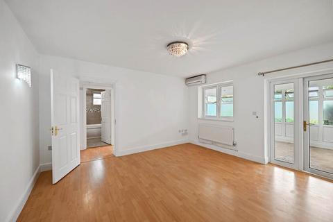 undefined, Hatfield Mews, Dagenham RM9