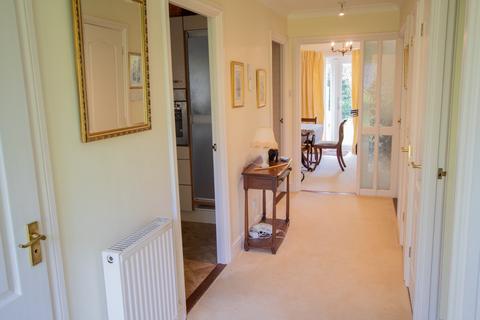 2 bedroom detached bungalow for sale, Potters Close, West Hill