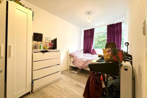 4 bedroom maisonette to rent, London, London SW9