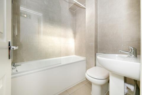 4 bedroom maisonette to rent, London, London SW9