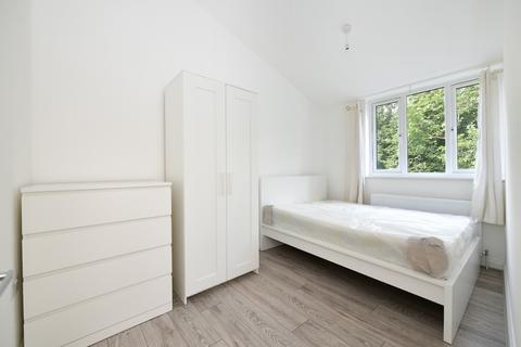 4 bedroom maisonette to rent, London, London SW9