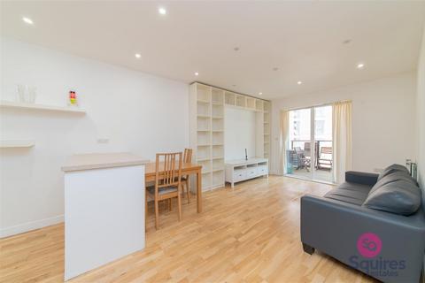 2 bedroom flat for sale, Shearwater Drive, London