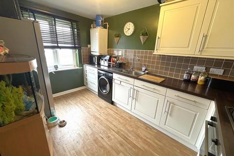 undefined, Wren Close, Corby NN18