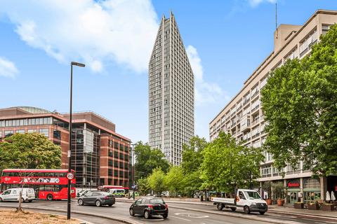 3 bedroom flat for sale, Southwark Bridge Road, London