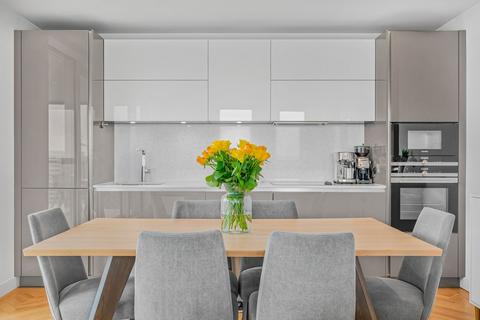 3 bedroom flat for sale, Southwark Bridge Road, London