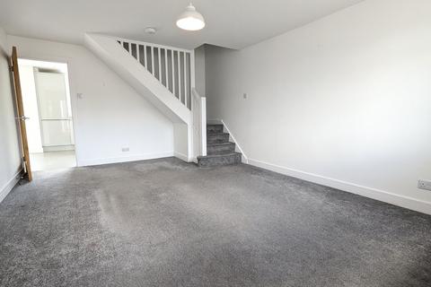 3 bedroom semi-detached house for sale, St Marks Close, Worcester WR5