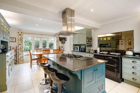 5 bedroom detached house for sale, Denham Lane, Chalfont St Peter SL9