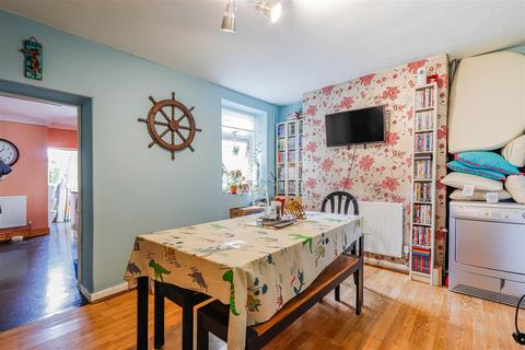3 bedroom terraced house for sale, St. Marys Avenue, Barry